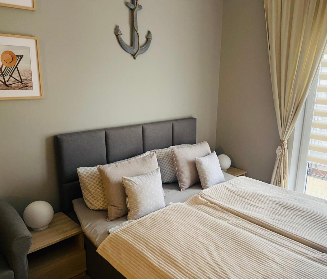 Apartament- Blisko Morza- W Trzech Koronach Z Prv Miejscem Parkingowym W Cenie! 斯维诺乌伊希切 外观 照片